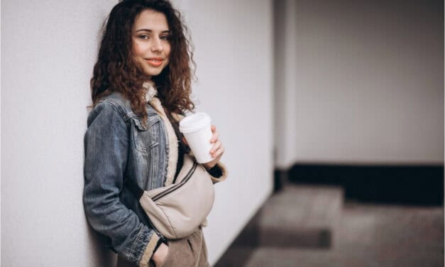 Dámské sportovní kabelky, které spojují styl a pohodlí – nejlepší volby pro studentky